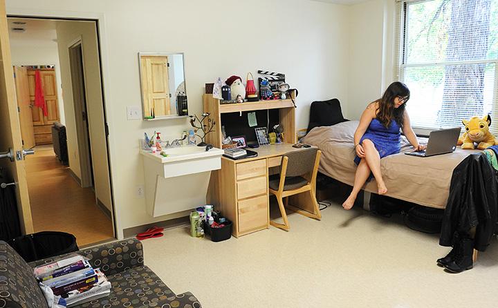 image of student in Davidson room